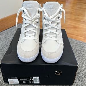 Sorel out and about wedge sz 9.5